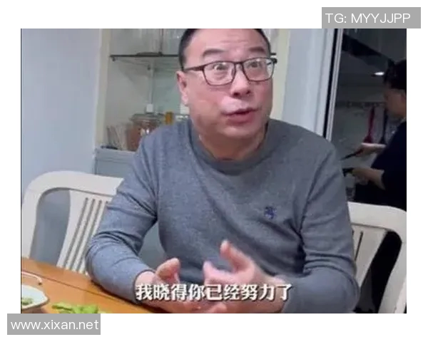 惊呆了！父亲交不起学费被拘留，网友：这是真实发生的世界首例吗？